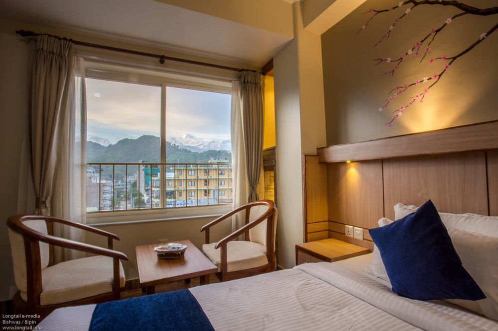 Hotel White Pearl Pokhara Eksteriør billede