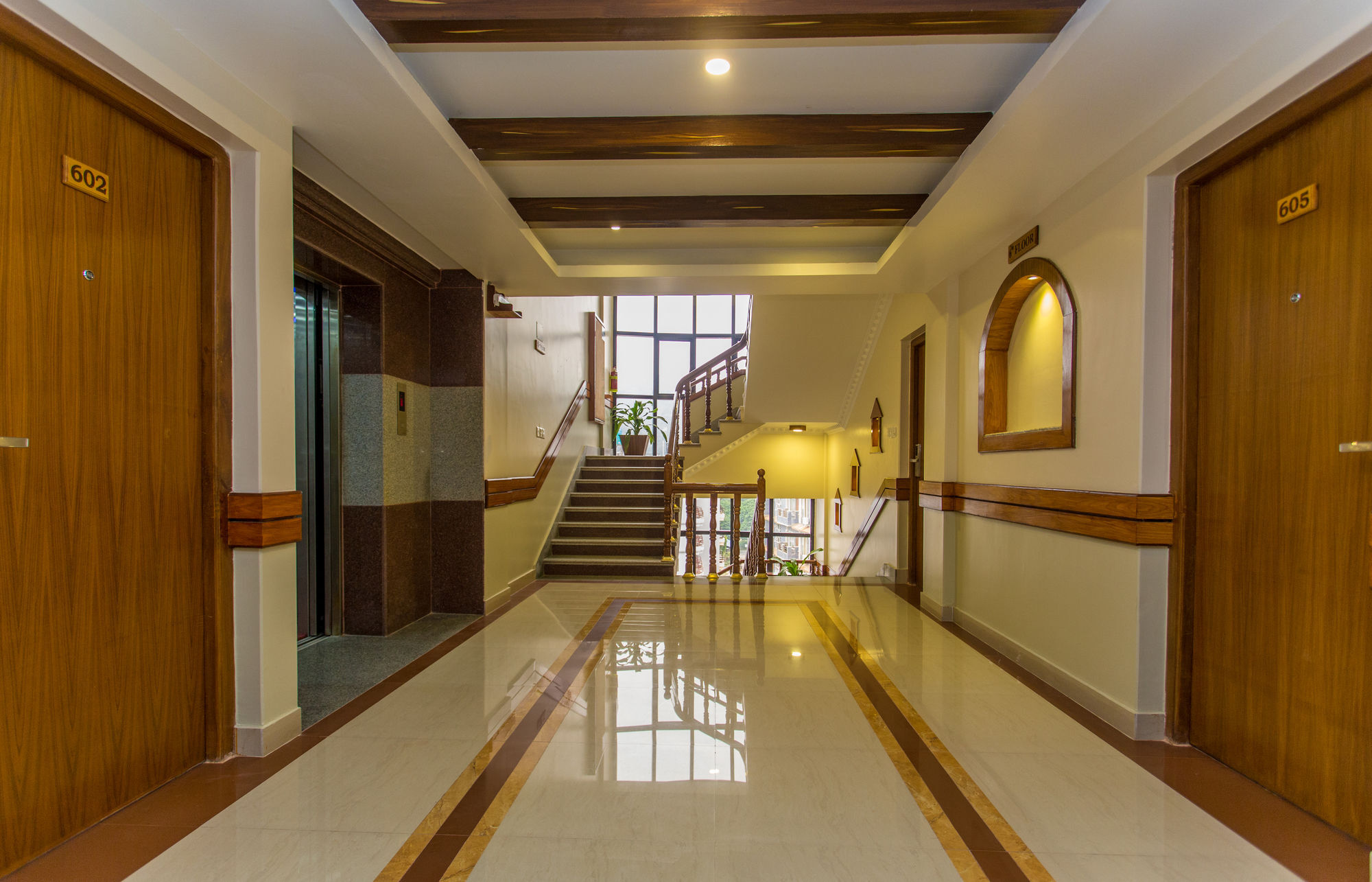 Hotel White Pearl Pokhara Eksteriør billede
