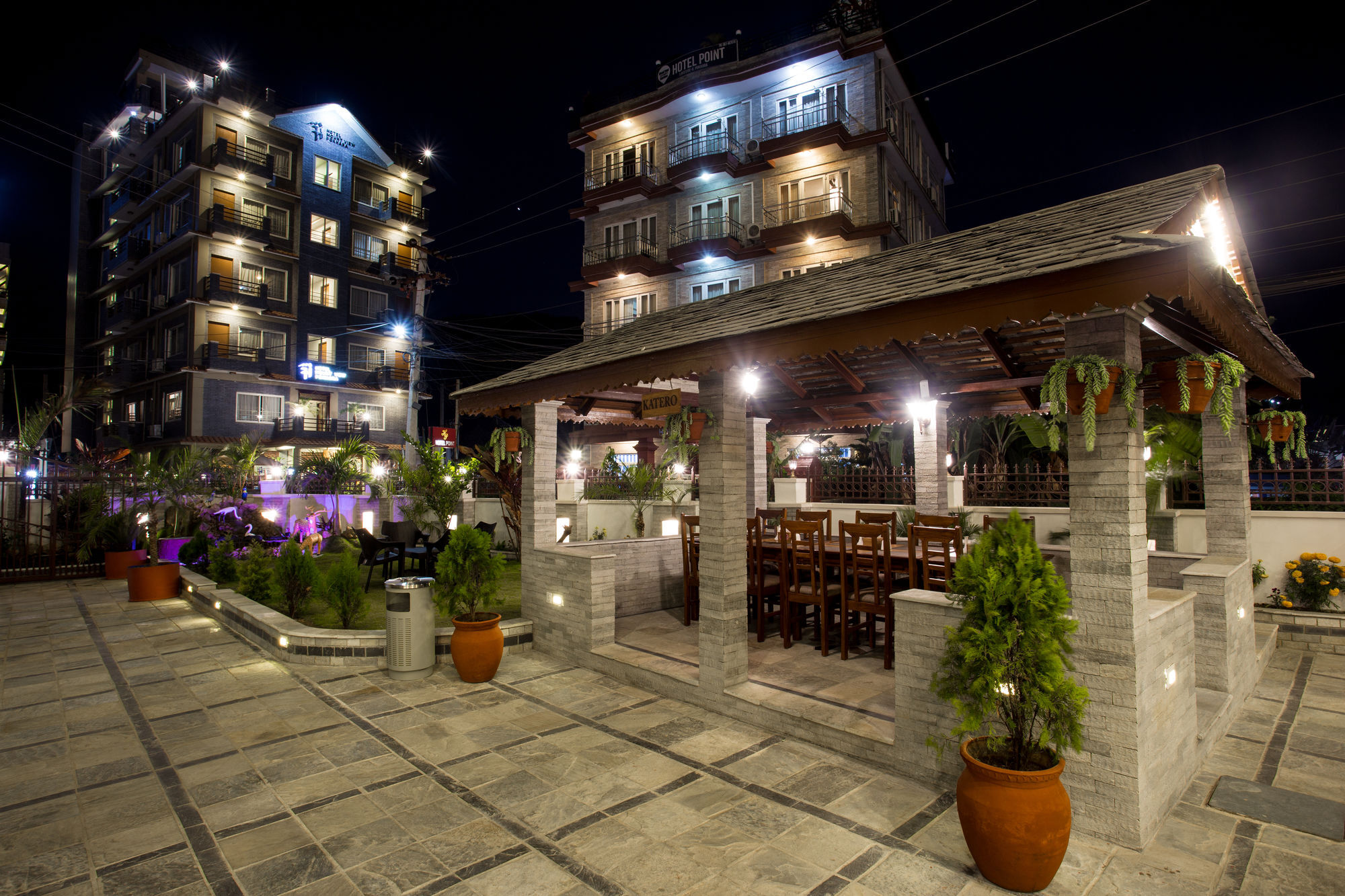 Hotel White Pearl Pokhara Eksteriør billede
