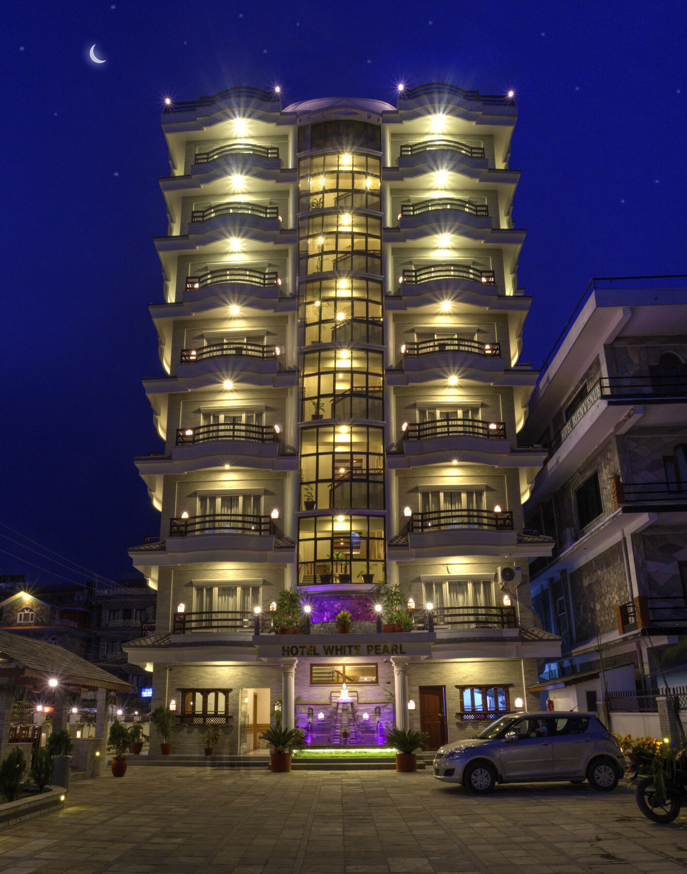 Hotel White Pearl Pokhara Eksteriør billede